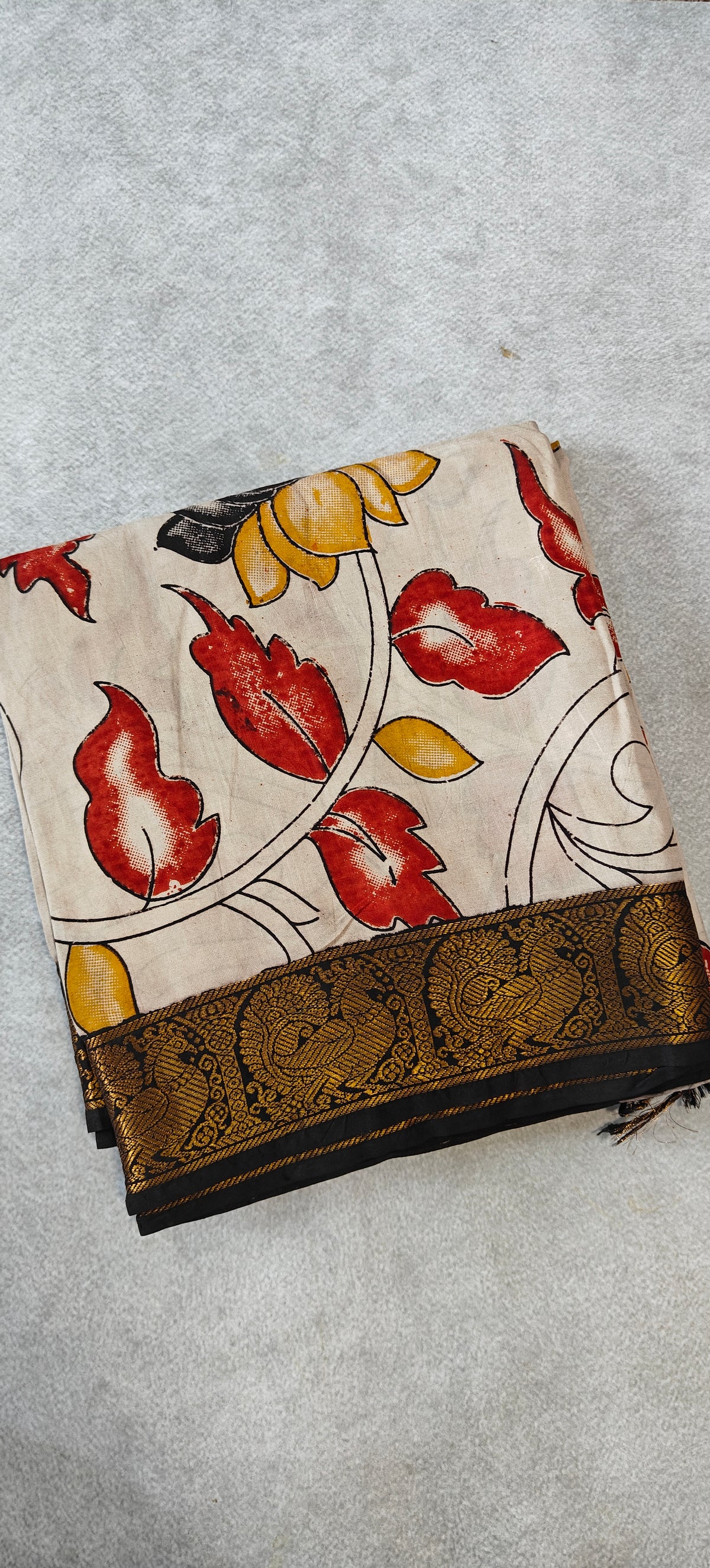 Printed Kalamkari Silk Saree with Border - Beige & Black