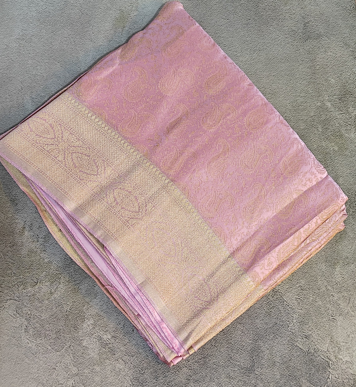Banarasi Saree with Tanchoi Design-Pink