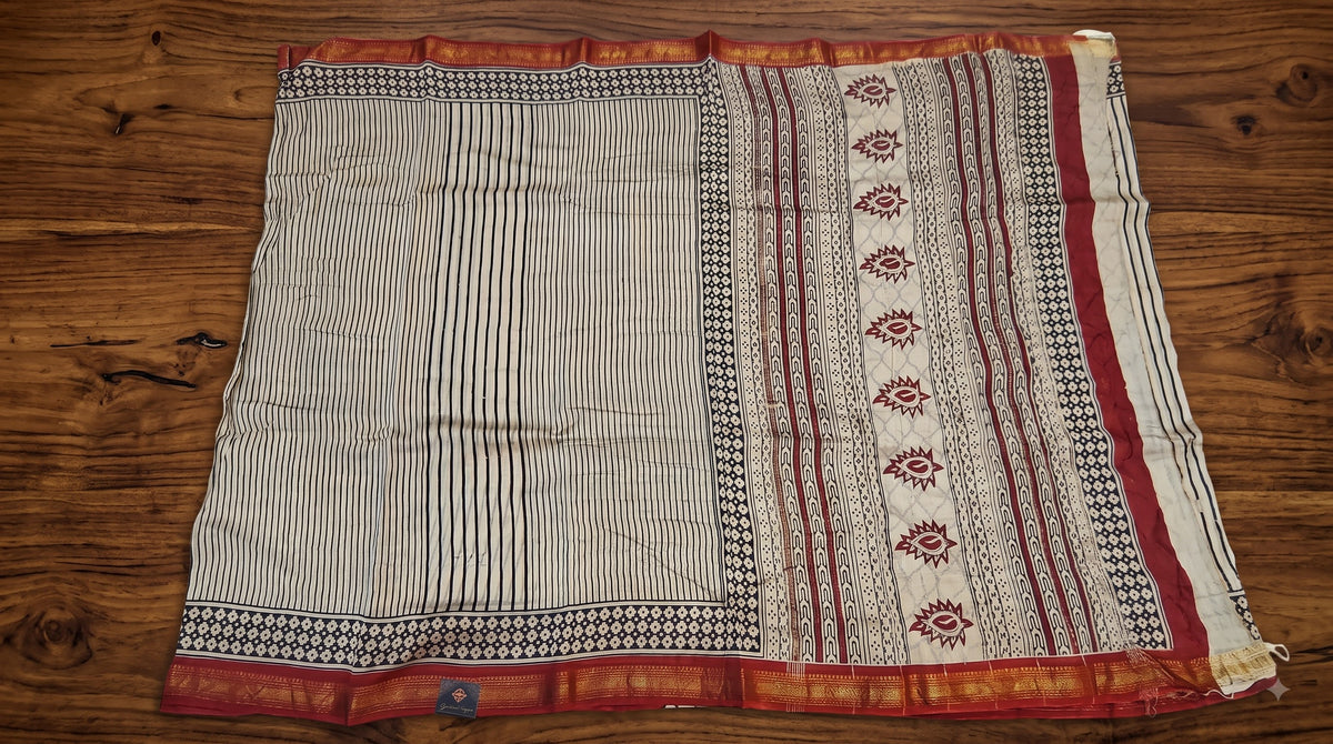 Maheshwari Silk Saree with Stripes - Beige with Red