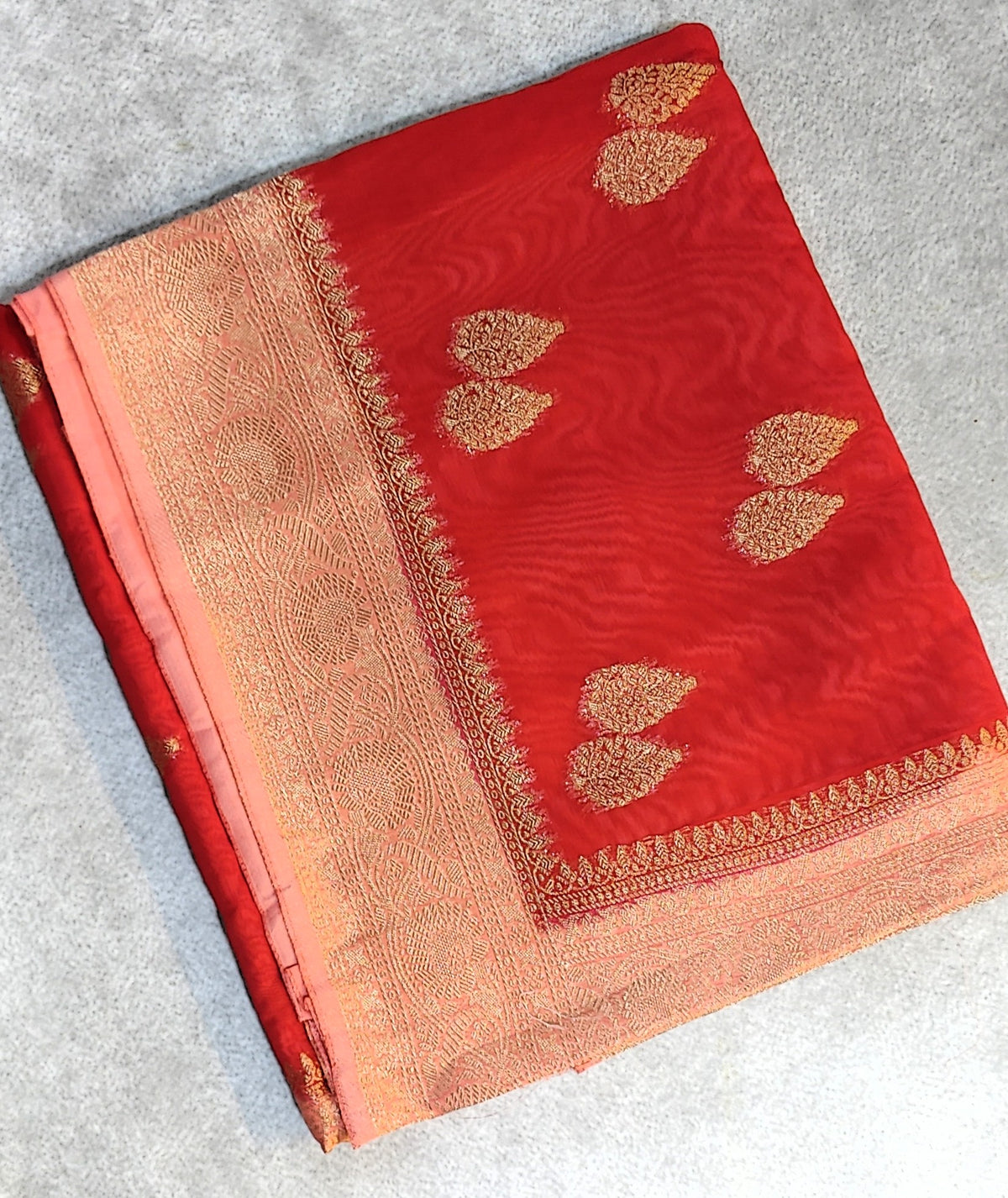 Georgette Banarasi with Contrast Border-Red