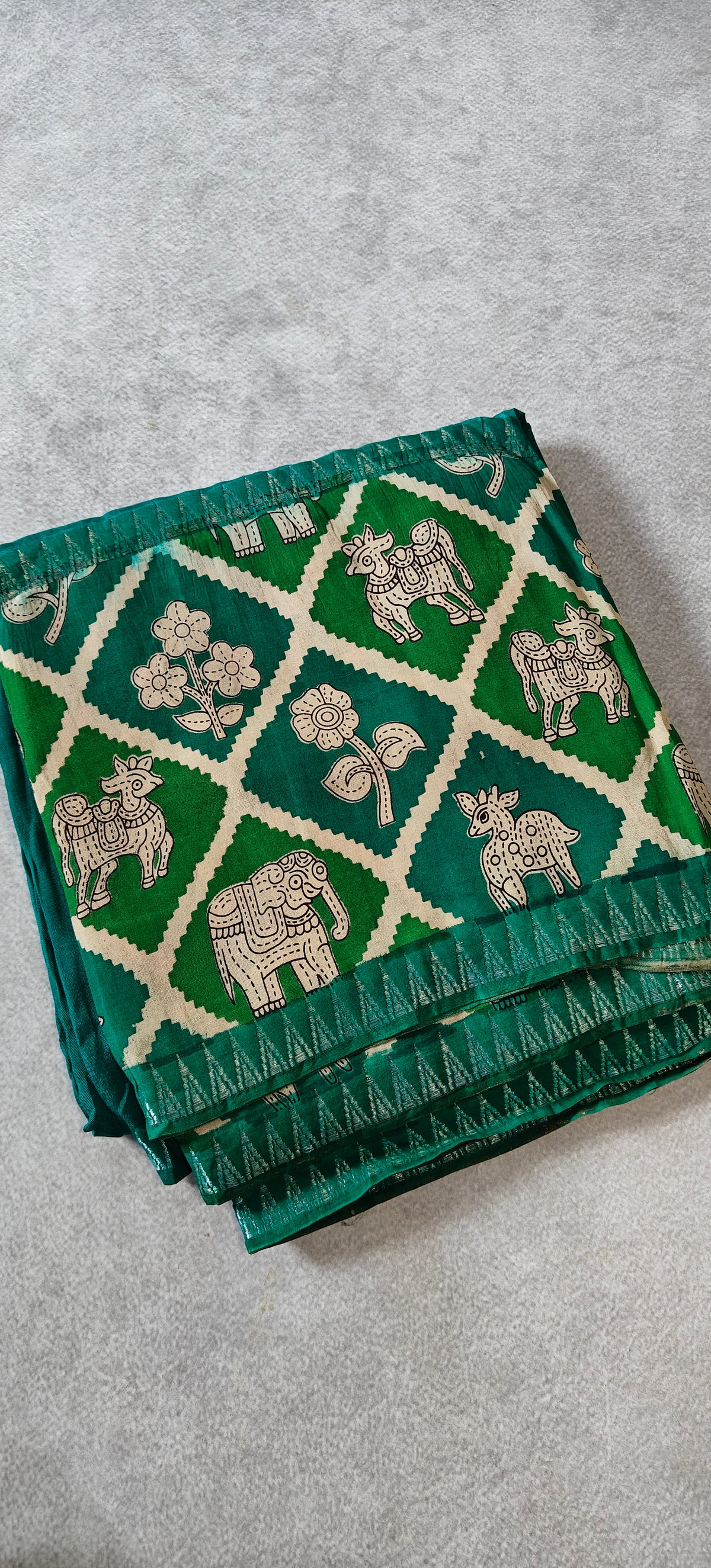 Plain Silk Saree with Kalamkari Gap Border - Rama Green